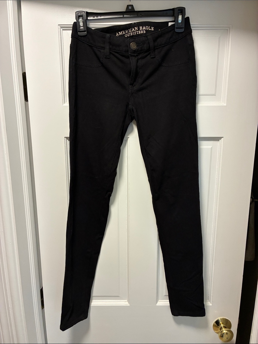 American Eagle Outfitters Black Skinny Pants - Sleek Stretch